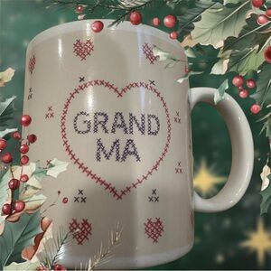 Lovely Grandma Heart Needlepoint Mug Great For Giving On Christmas Or Any Time